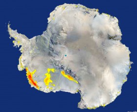 Una mappa satellitare con in rosso e giallo i diffusi _ benchè transitori _ scoglimenti dei ghiacci registratisi nel gennaio 2005