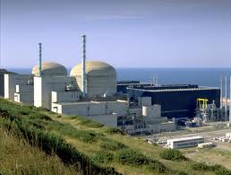Due reattori nucleari nel sito francese di Flamanville