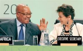 Il presidente sudafricano e la segretaria della convenzione sui cambiamenti climatici